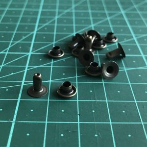 Rivet 9x9 AB