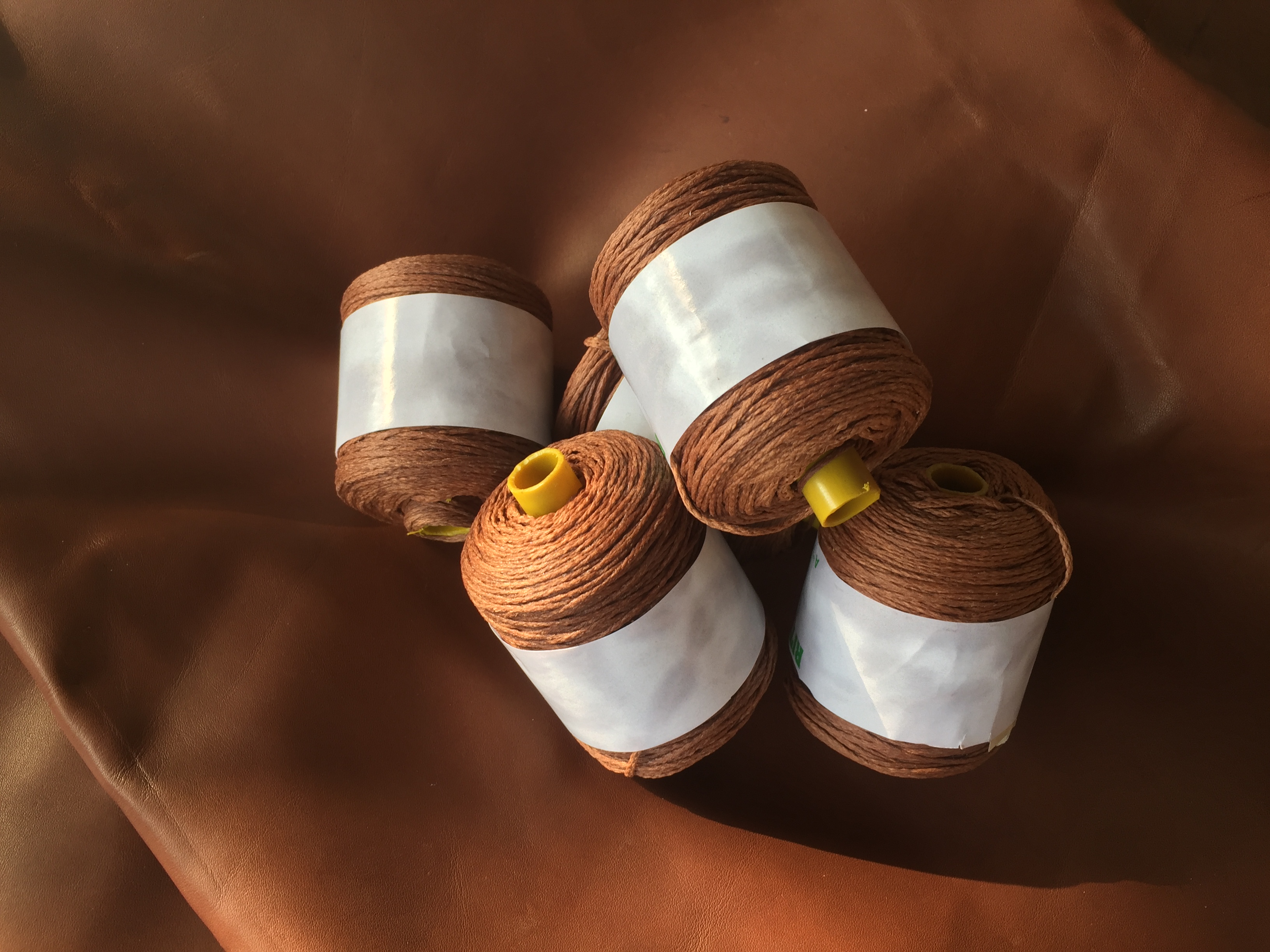 Waxed thread Light Brown 100 m Leather & Canvas