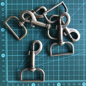 Trigger Hook 38 AB, square round